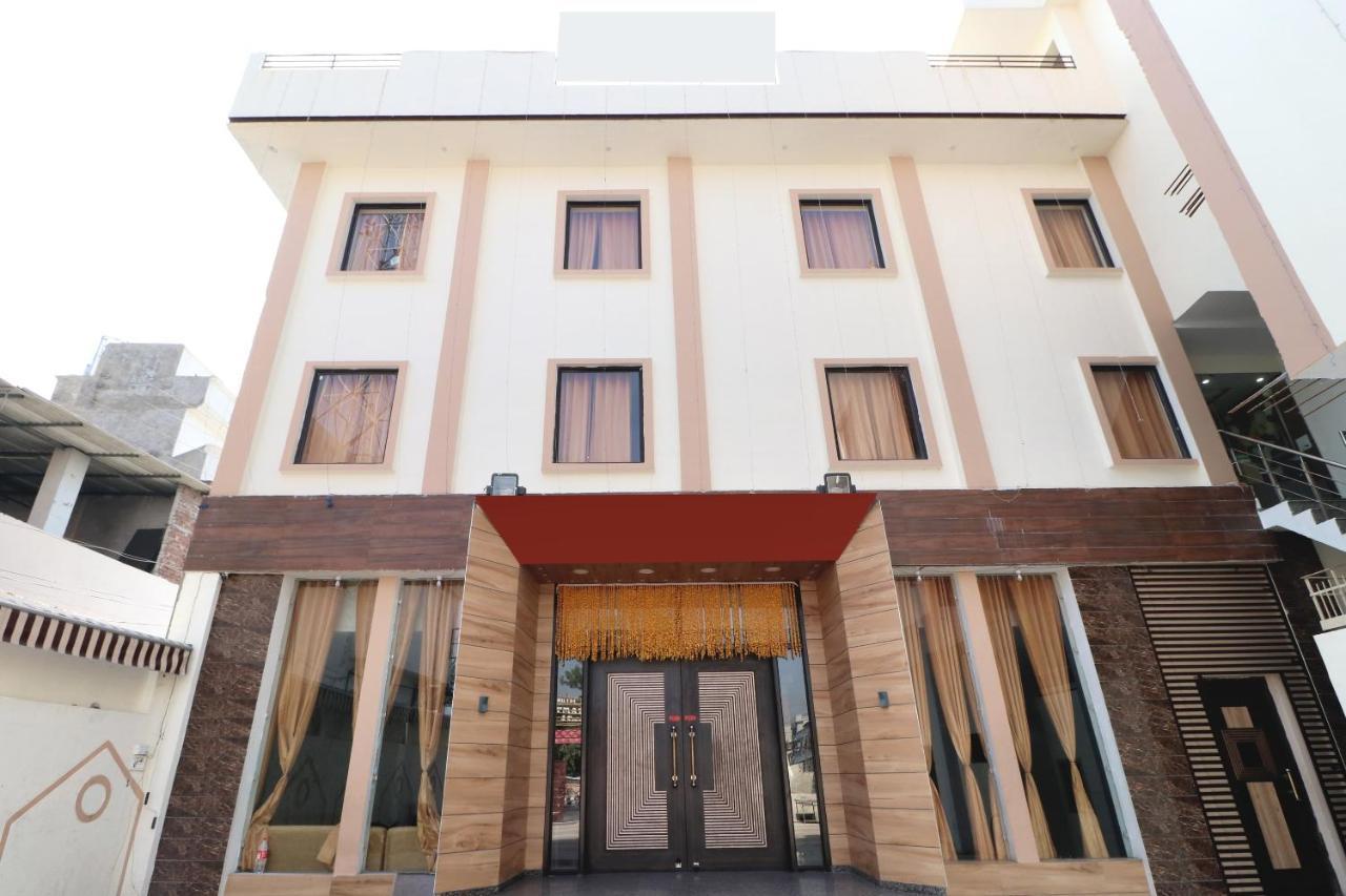 OYO 23235 Hotel Roopmahal&Restaurant Amritsar Bagian luar foto
