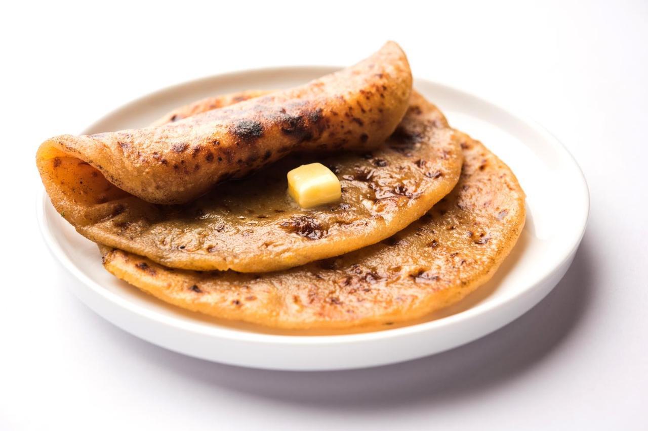 OYO 23235 Hotel Roopmahal&Restaurant Amritsar Bagian luar foto